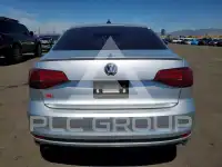 2016 Volkswagen Jetta фото