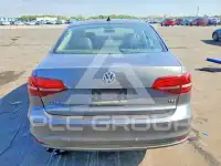 2016 Volkswagen Jetta фото