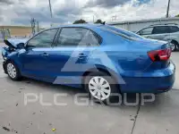 2016 Volkswagen Jetta фото