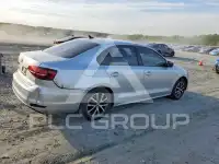 2016 Volkswagen Jetta фото