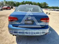 2016 Volkswagen Jetta фото