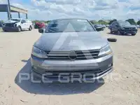 2016 Volkswagen Jetta фото