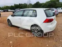 2016 Volkswagen GOLF photo