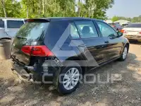 2016 Volkswagen GOLF photo