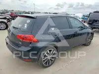 2016 Volkswagen GOLF photo