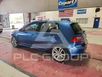 2016 Volkswagen GOLF photo