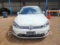 2016 Volkswagen GOLF фото