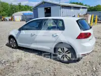 2016 Volkswagen GOLF фото