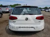 2016 Volkswagen GOLF photo