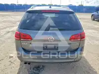 2016 Volkswagen GOLF photo