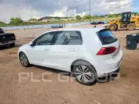 2016 Volkswagen GOLF фото