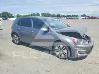 2016 Volkswagen GOLF фото