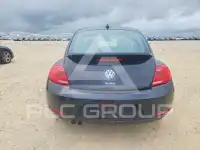 2016 Volkswagen BEETLE photo