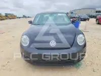 2016 Volkswagen BEETLE photo