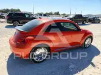 2016 Volkswagen BEETLE photo