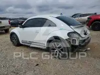 2016 Volkswagen BEETLE фото