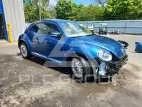 2016 Volkswagen BEETLE photo