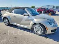 2016 Volkswagen BEETLE фото