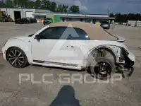 2016 Volkswagen BEETLE photo