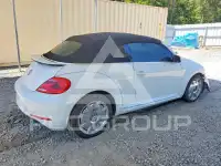2016 Volkswagen BEETLE photo