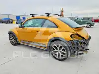 2016 Volkswagen BEETLE фото