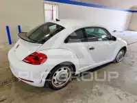 2016 Volkswagen BEETLE фото