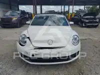 2016 Volkswagen BEETLE фото