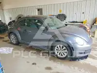2016 Volkswagen BEETLE photo