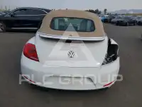 2016 Volkswagen BEETLE фото