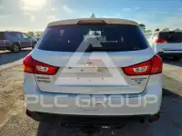 2017 Mitsubishi OUTLANDER фото