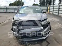 2017 Mitsubishi OUTLANDER photo
