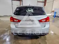 2017 Mitsubishi OUTLANDER photo