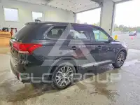 2017 Mitsubishi OUTLANDER photo
