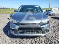 2017 Mitsubishi OUTLANDER photo