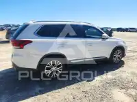 2017 Mitsubishi OUTLANDER фото