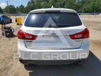 2017 Mitsubishi OUTLANDER photo