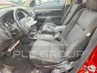 2017 Mitsubishi OUTLANDER фото