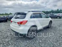 2017 Mitsubishi OUTLANDER photo