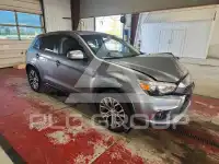 2017 Mitsubishi OUTLANDER photo