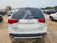 2017 Mitsubishi OUTLANDER photo