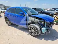 2017 Mitsubishi OUTLANDER photo