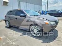 2017 Mitsubishi OUTLANDER фото