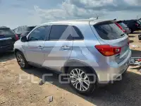 2017 Mitsubishi OUTLANDER фото