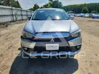 2017 Mitsubishi OUTLANDER фото