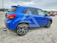 2017 Mitsubishi OUTLANDER photo