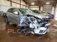 2017 Mitsubishi OUTLANDER фото