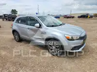 2017 Mitsubishi OUTLANDER photo