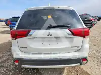 2017 Mitsubishi OUTLANDER фото