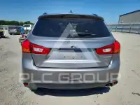 2017 Mitsubishi OUTLANDER photo