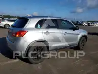 2017 Mitsubishi OUTLANDER photo